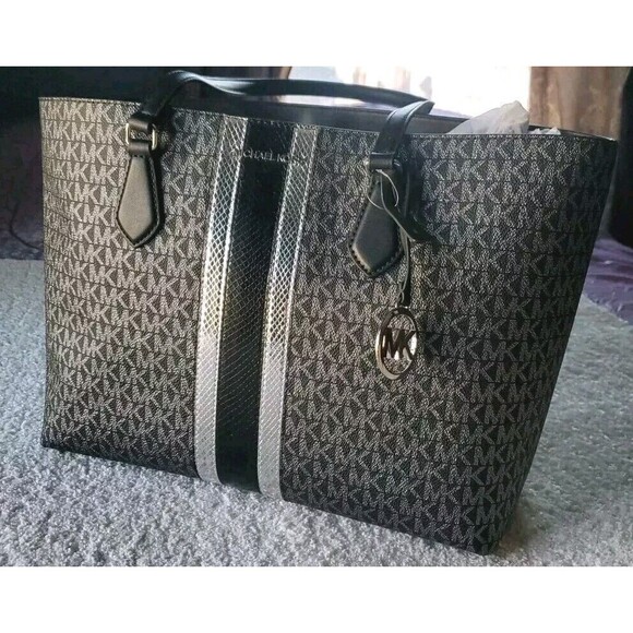 Michael Kors Sheila Black Gray Silver Double Handle Logo Medallion Tote 10" X16" - Picture 2 of 9